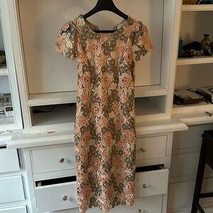 Calvin Klein size 6 flowery blush pink dress